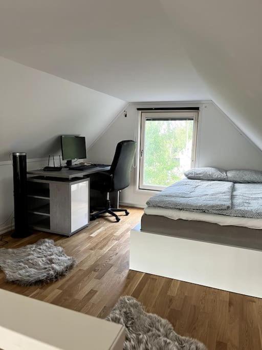 Mysigt Hus Med Natur & Jacuzzi I Olofstorp Гьотеборг Екстериор снимка